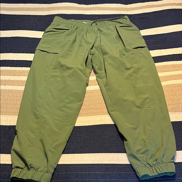 all in motion Other - Green Cargo Pants
